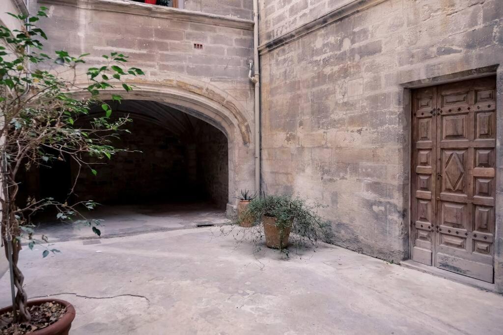 Noa - Mont Piete Studio Intramuros - Avignon Buitenkant foto